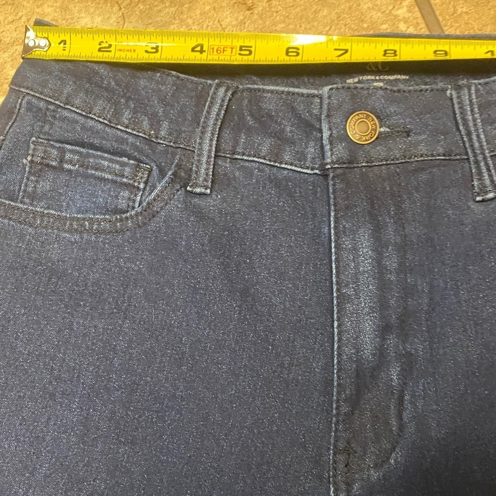 New York & Company Dark Blue Size 8 Denim Wide Leg Jeans Cropped - Picture 3 of 10